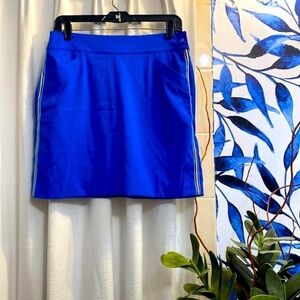 NWOT Women’s EP New York Blue Lagoon Polyester & Spandex Golf Skort Size 4